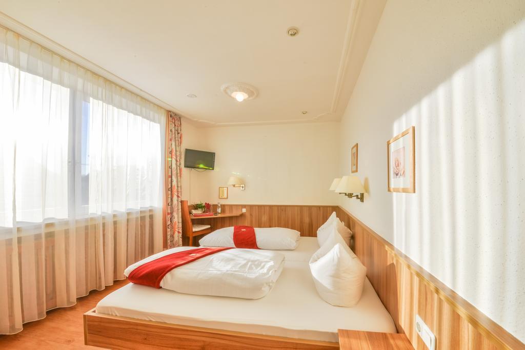 Hotel Drei Loewen Dachau Habitación foto